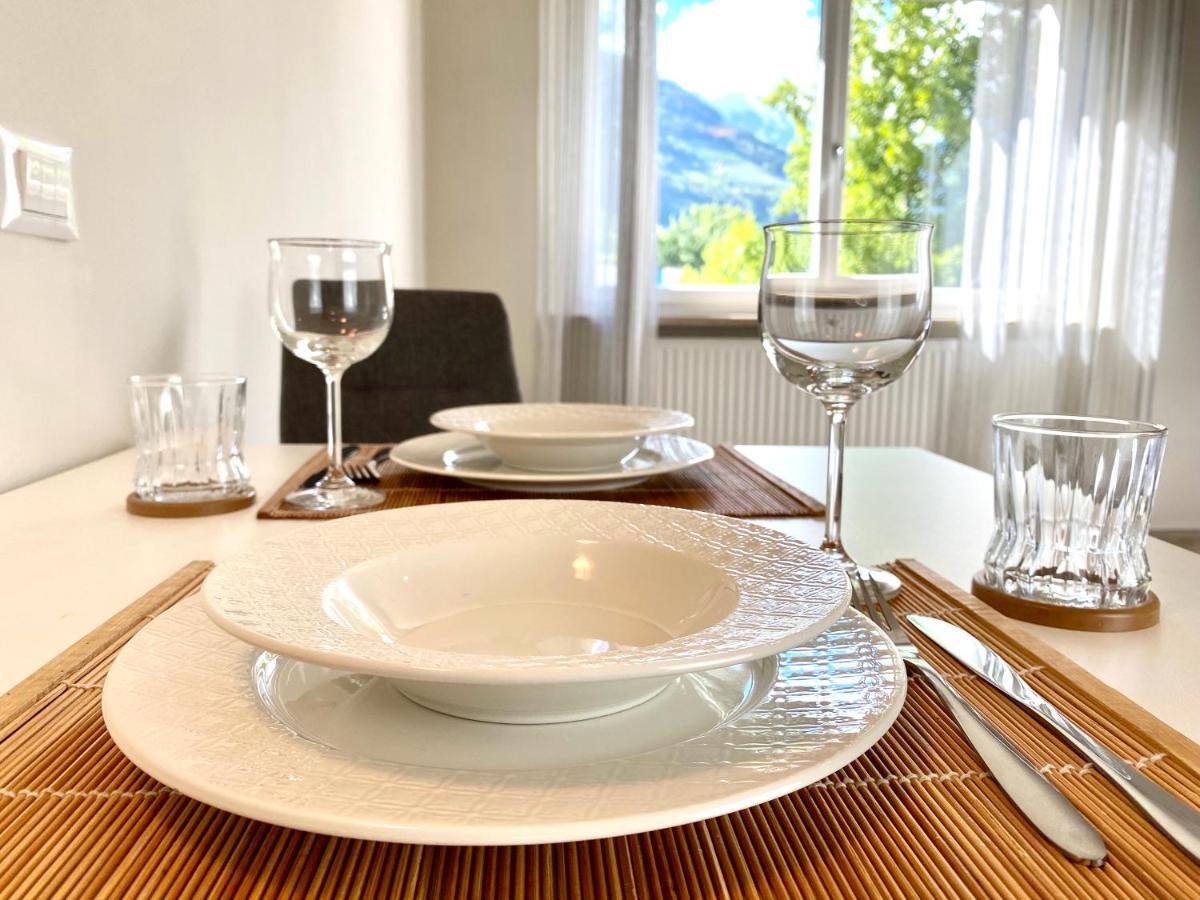 Bright Studio Apartment With Free Private Parking Merano Exteriör bild